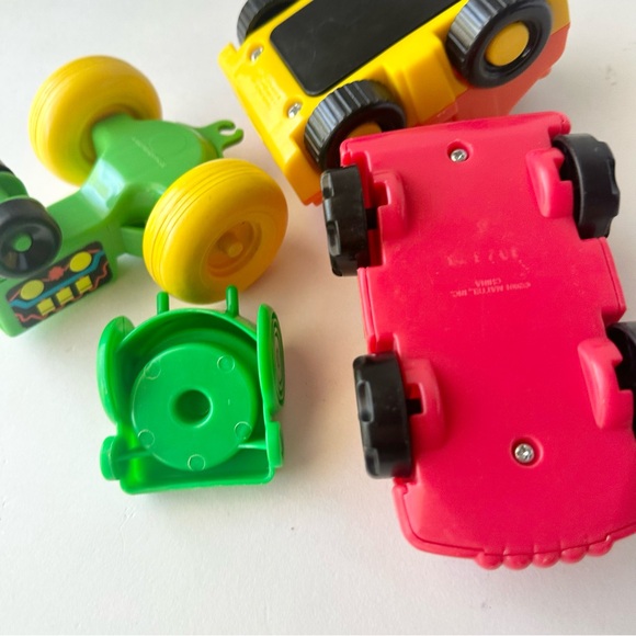 Fisher Price Little People Vehicles and Figures - Picture 4 of 10